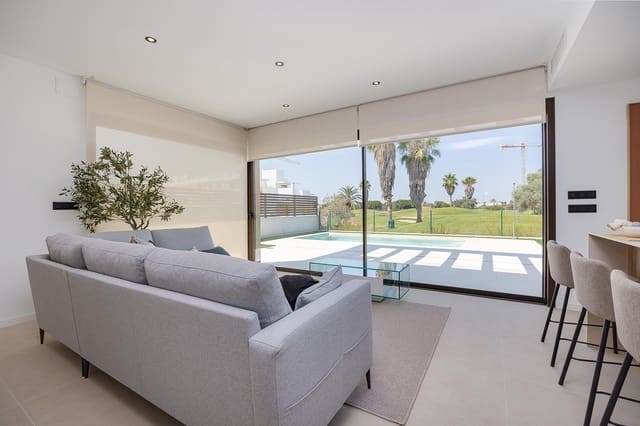 4 soverom Villa til salgs i Las Lomas de Rame - Bahía Bella, Los Alcázares med svømmebasseng garasje - € 685 000 (Ref: 9459342)