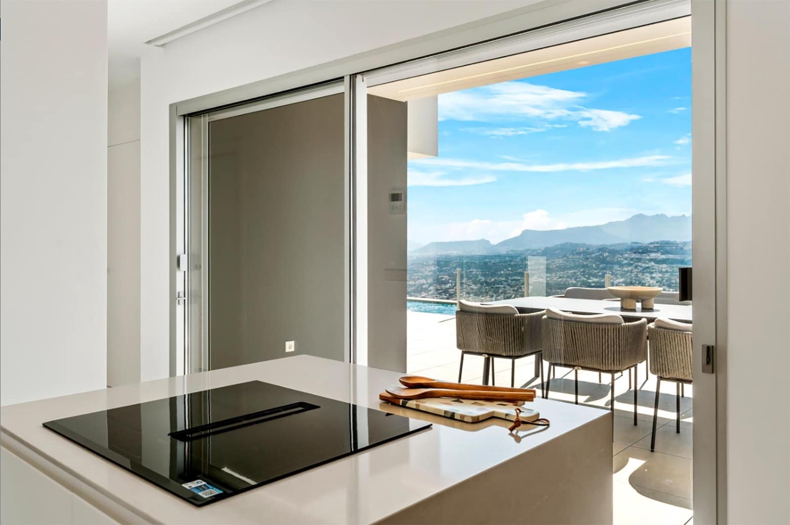 3 bedroom Villa for sale in Benitachell / Benitatxell with pool garage - € 1,691,000 (Ref: 9459354)