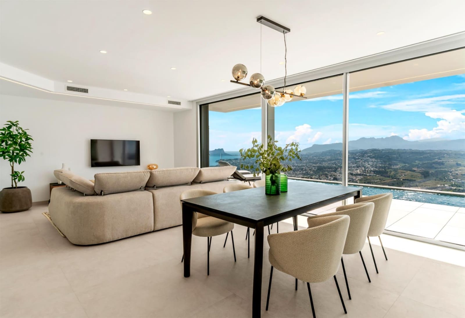 3 bedroom Villa for sale in Benitachell / Benitatxell with pool garage - € 1,691,000 (Ref: 9459354)