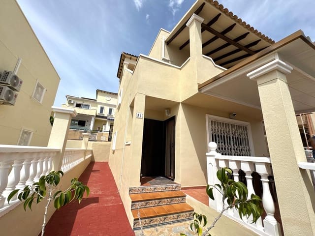 3 soverom Villa til salgs i Las Filipinas med svømmebasseng garasje - € 345 000 (Ref: 9459358)