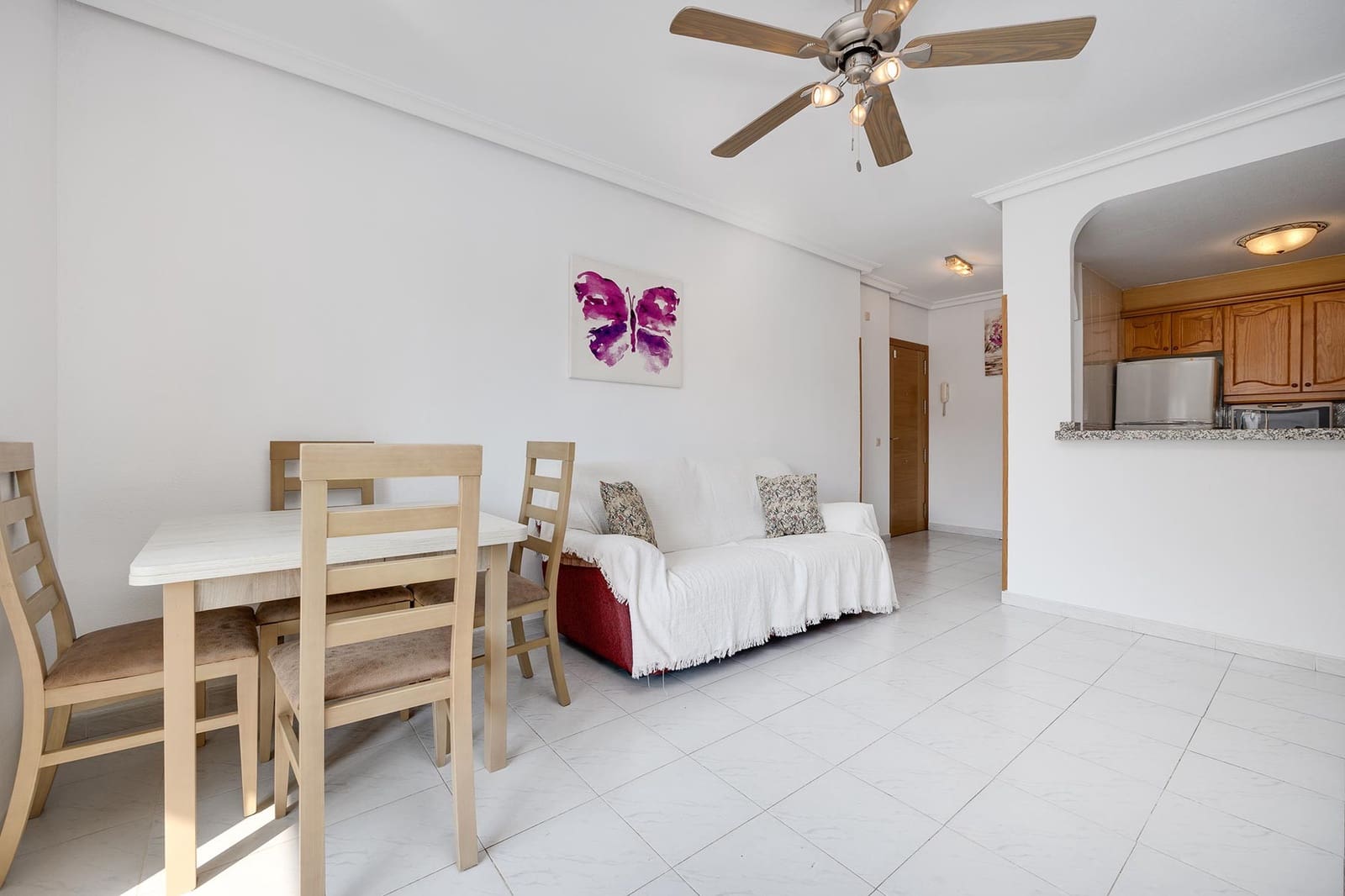 2 Zimmer Apartment zu verkaufen in Torrevieja mit Pool Garage - 205.000 € (Ref: 9459359)