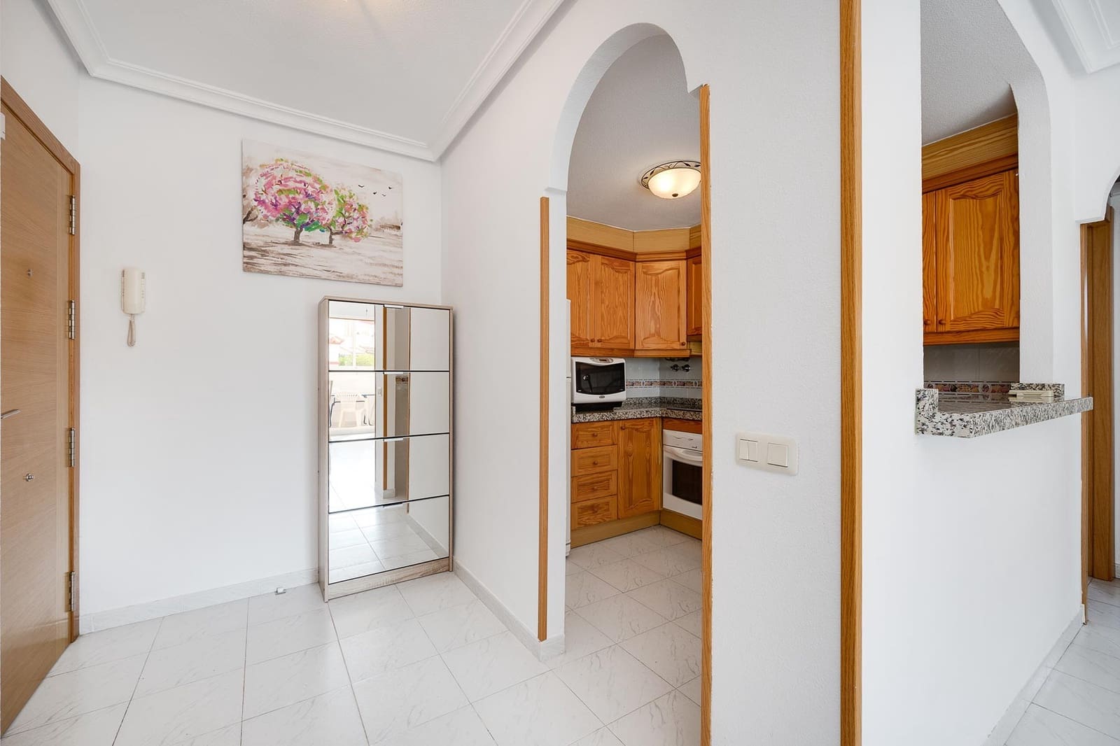 2 Zimmer Apartment zu verkaufen in Torrevieja mit Pool Garage - 205.000 € (Ref: 9459359)