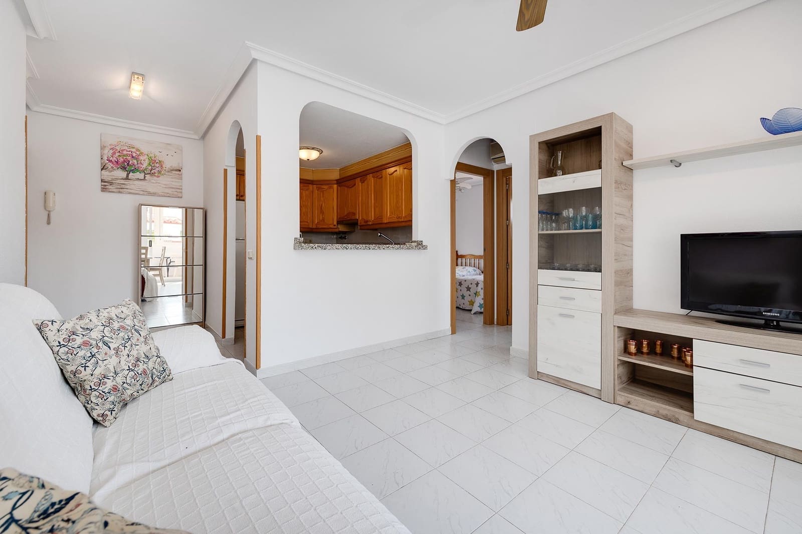 2 Zimmer Apartment zu verkaufen in Torrevieja mit Pool Garage - 205.000 € (Ref: 9459359)