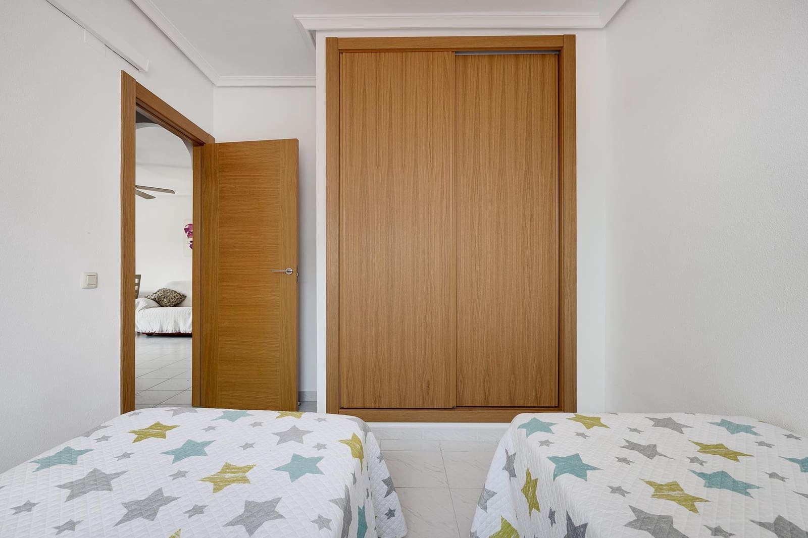 2 Zimmer Apartment zu verkaufen in Torrevieja mit Pool Garage - 205.000 € (Ref: 9459359)