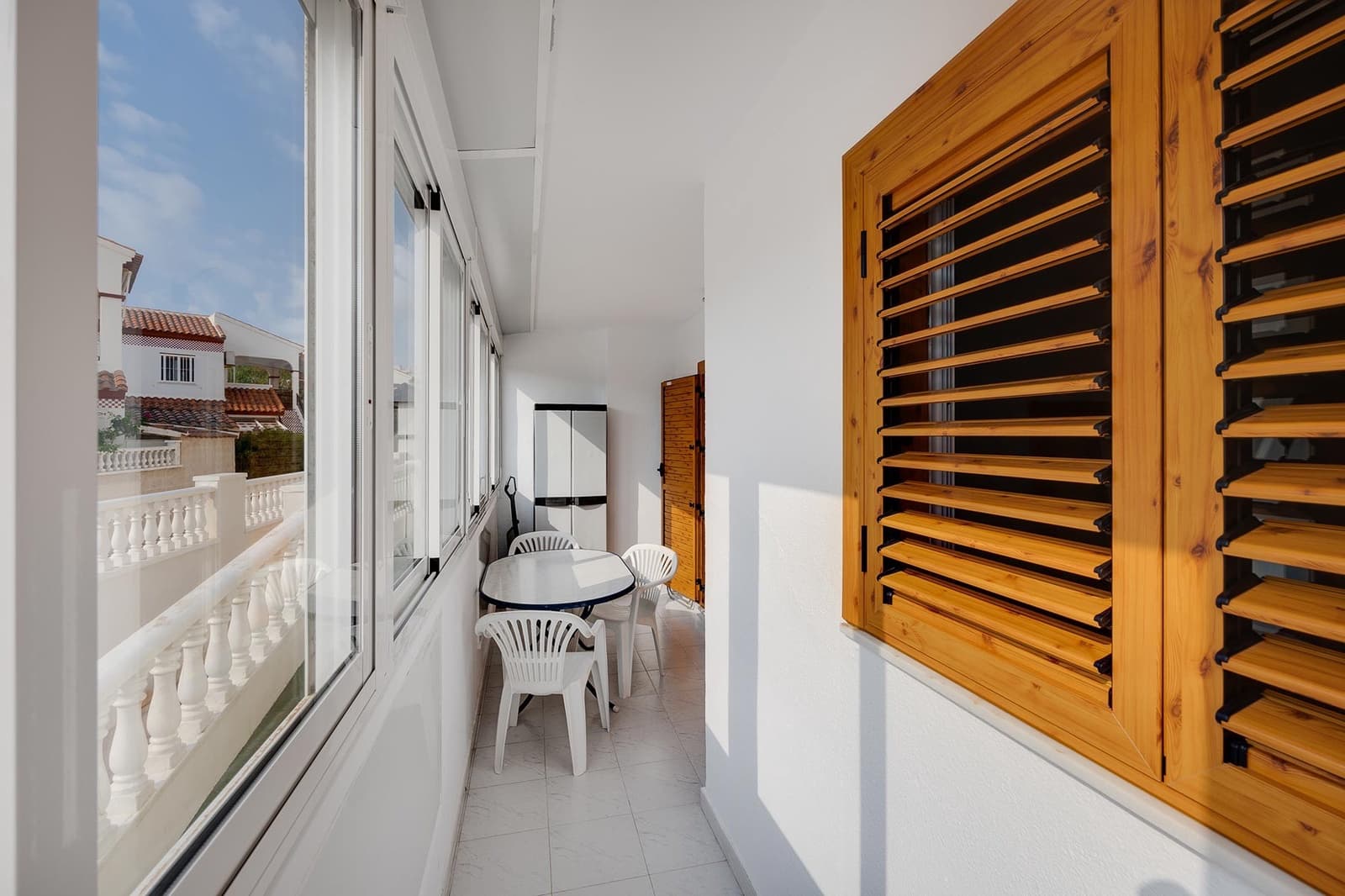 2 Zimmer Apartment zu verkaufen in Torrevieja mit Pool Garage - 205.000 € (Ref: 9459359)