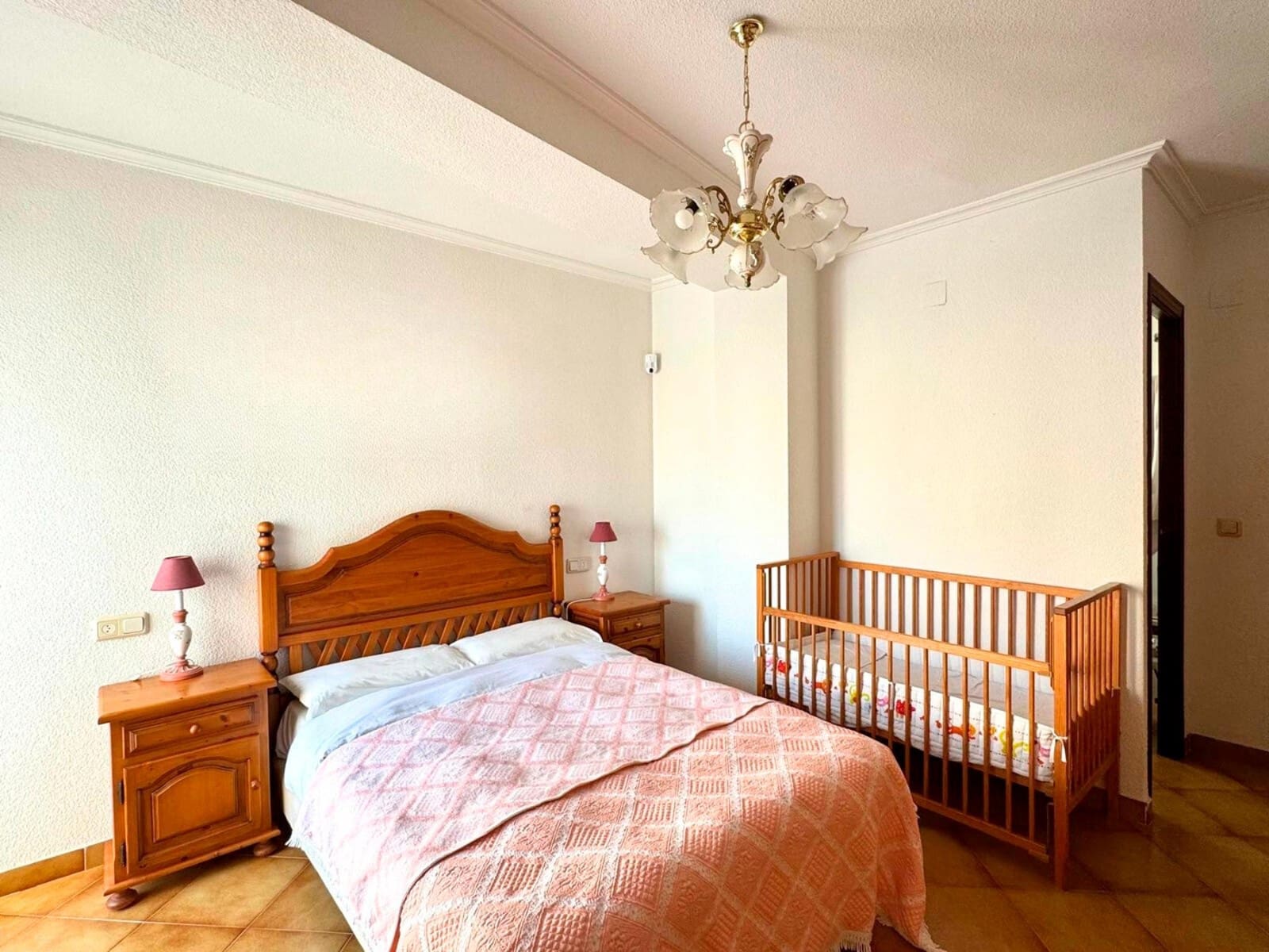 3 quarto Penthouse para venda em Torrevieja com garagem - 245 000 € (Ref: 9459361)