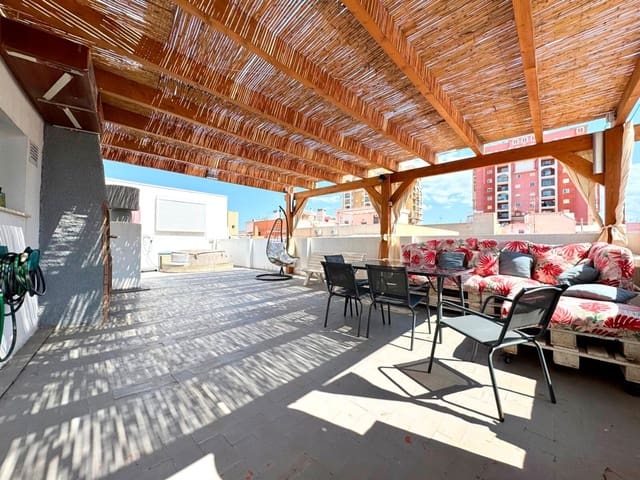 3 quarto Penthouse para venda em Playa de los Locos, Torrevieja com garagem - 245 000 € (Ref: 9459361)