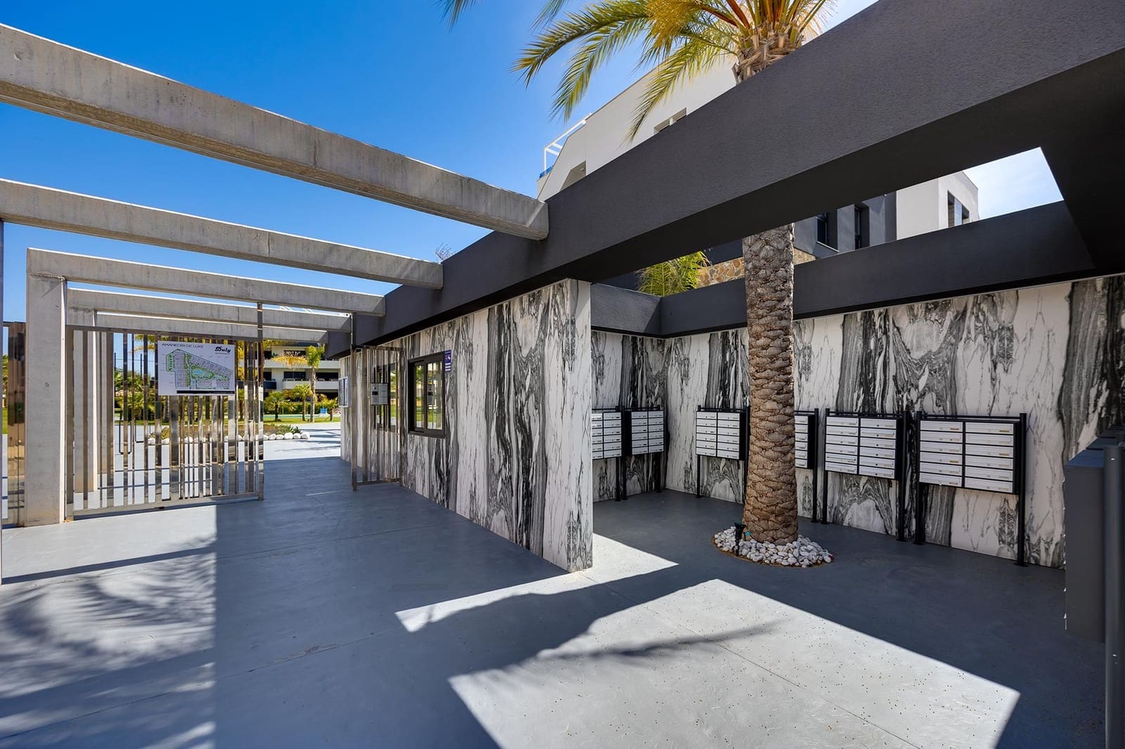 2 bedroom Apartment for sale in Playa Flamenca with pool garage - € 465,000 (Ref: 9459362)