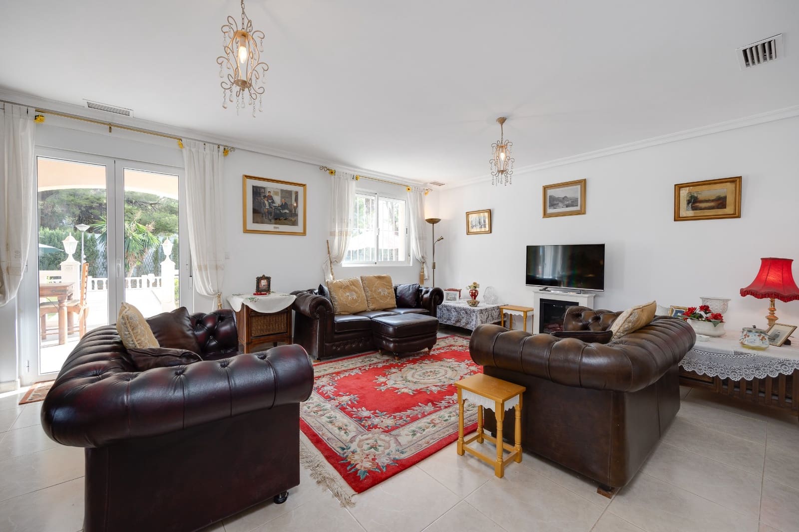 5 bedroom Villa for sale in Aspe with pool - € 549,000 (Ref: 9459363)