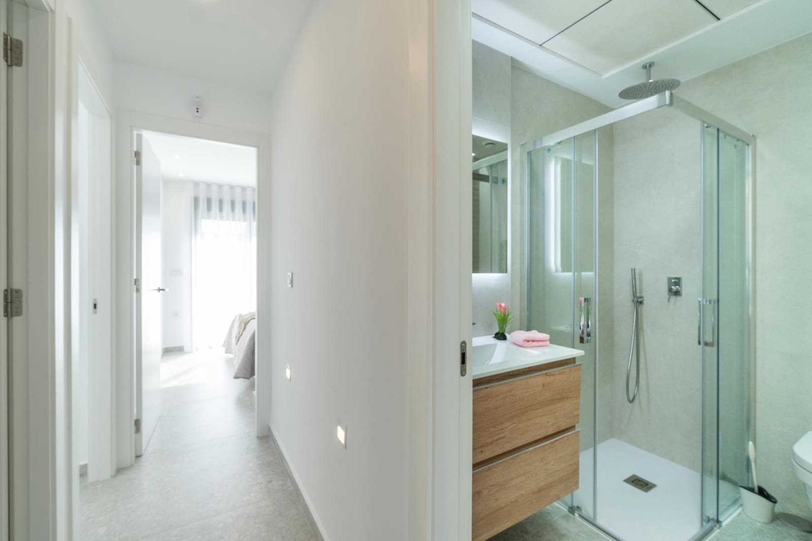 3 sypialnia Bungalow na sprzedaż w Torrevieja z basenem - 289 900 € (Ref: 9492751)