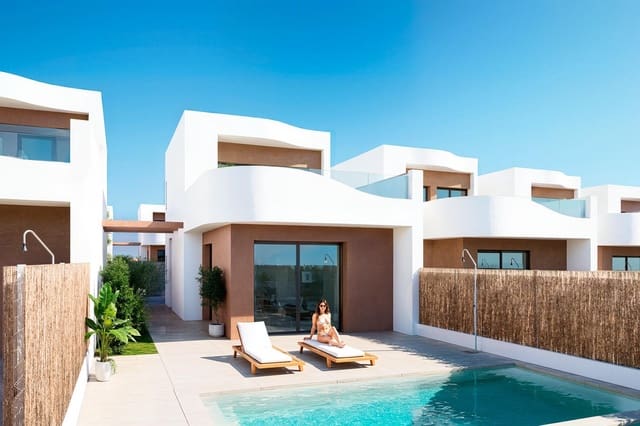Chalet de 3 habitaciones en Los Montesinos en venta con piscina garaje - 445.000 € (Ref: 9528886)