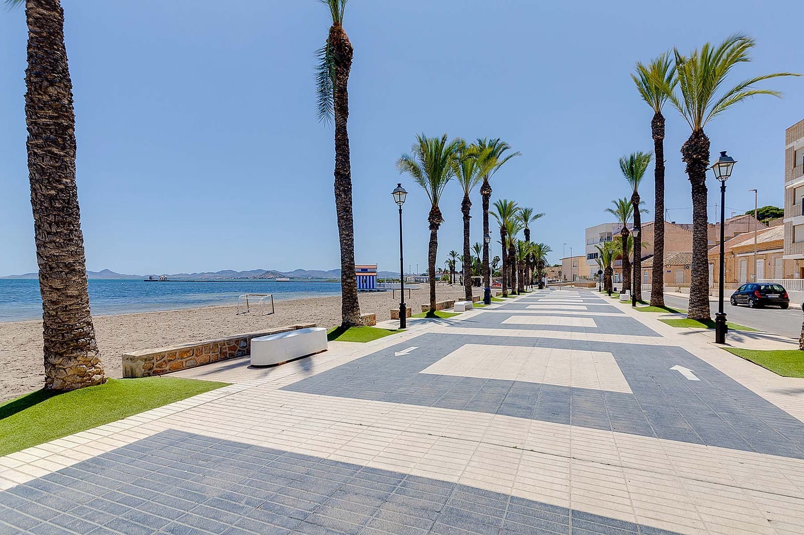 3 slaapkamer Villa te koop in Los Alcazares met zwembad garage - € 590.000 (Ref: 9532695)