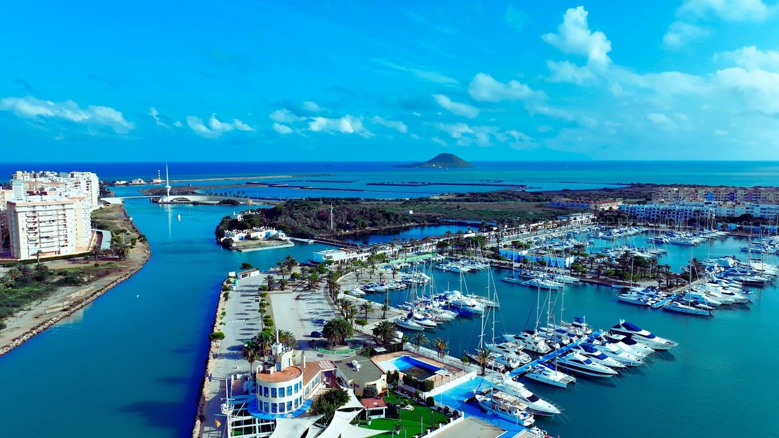 2 makuuhuone Huoneisto myytävänä paikassa La Manga del Mar Menor mukana uima-altaan - 218 360 € (Ref: 9542292)