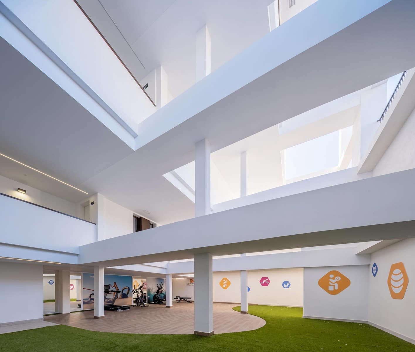 3 bedroom Villa for sale in Finestrat with pool garage - € 650,000 (Ref: 9552597)