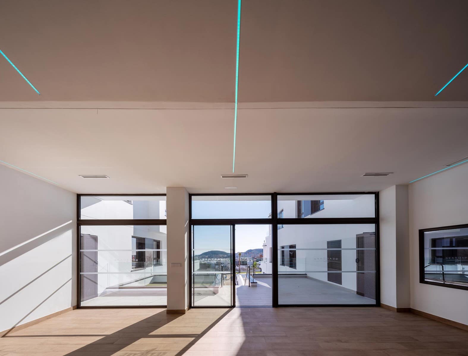 3 bedroom Villa for sale in Finestrat with pool garage - € 650,000 (Ref: 9552597)