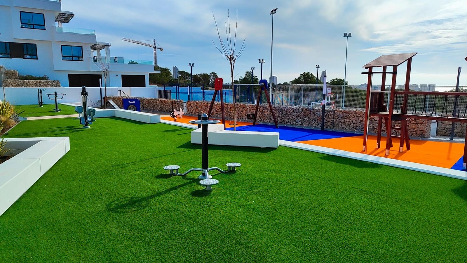 3 bedroom Villa for sale in Finestrat with pool garage - € 650,000 (Ref: 9552597)