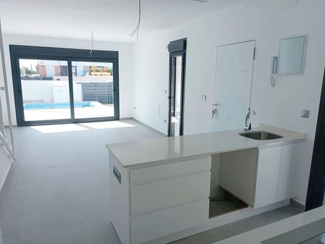 3 Zimmer Villa zu verkaufen in Daya Nueva mit Pool Garage - 311.000 € (Ref: 9603006)