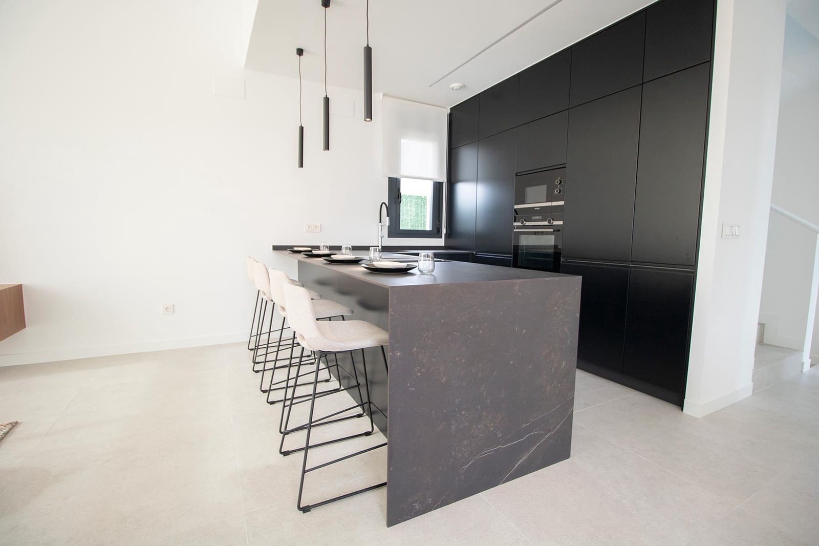 3 makuuhuone Huvila myytävänä paikassa Finestrat mukana uima-altaan 
autotalli - 579 000 € (Ref: 9603334)