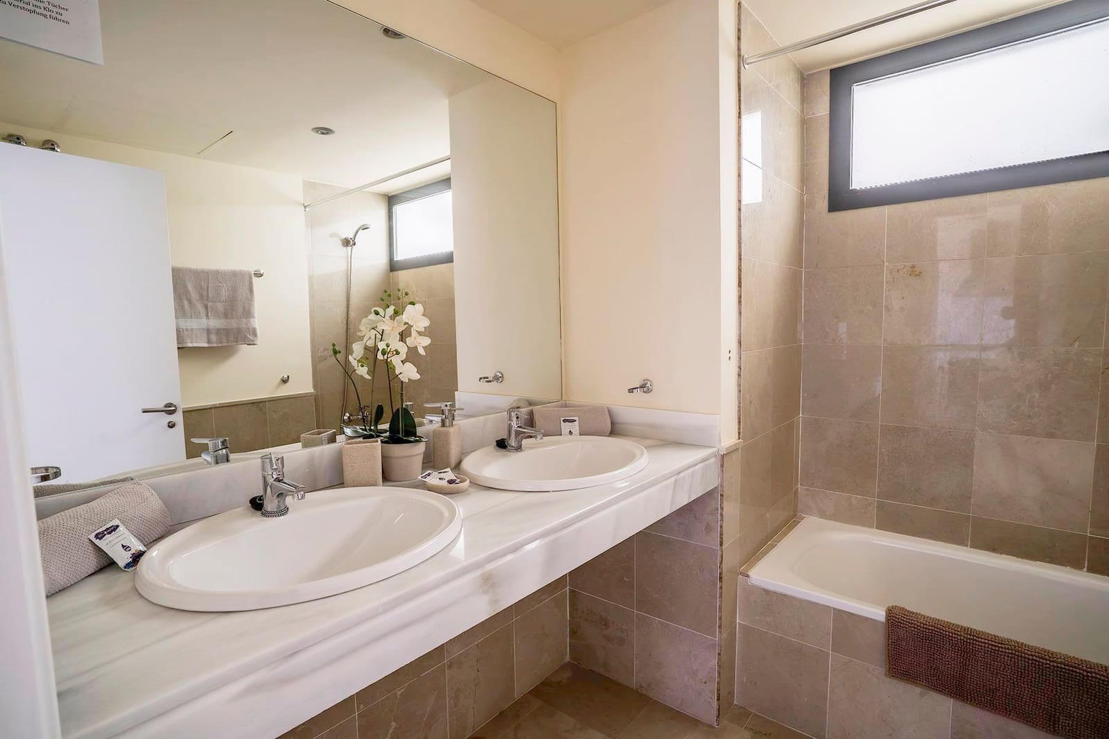 3 bedroom Apartment for sale in Puerto del Rey with pool garage - € 210,000 (Ref: 9614071)