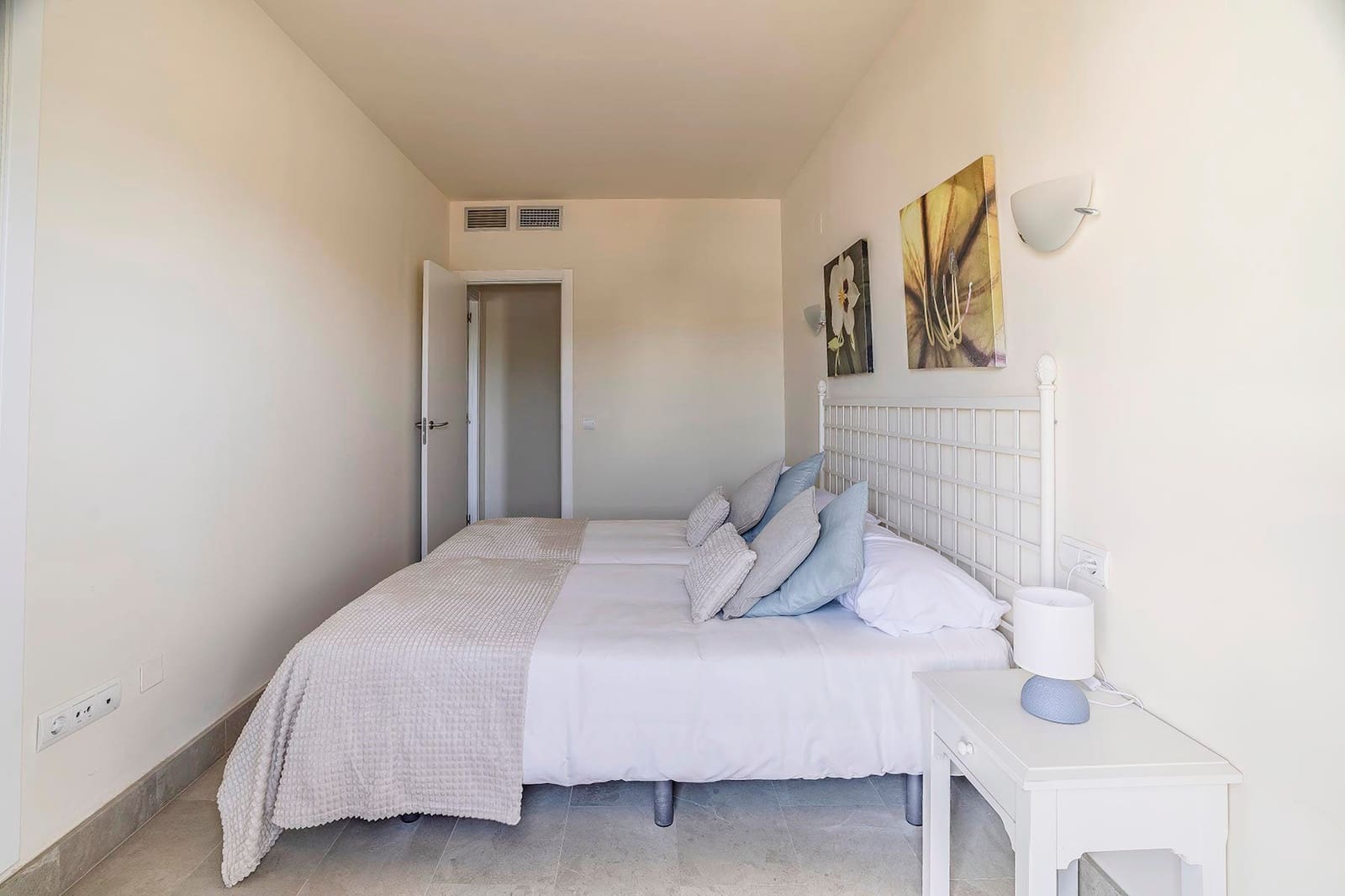 3 chambre Penthouse à vendre à Puerto del Rey avec piscine garage - 220 000 € (Ref: 9614072)