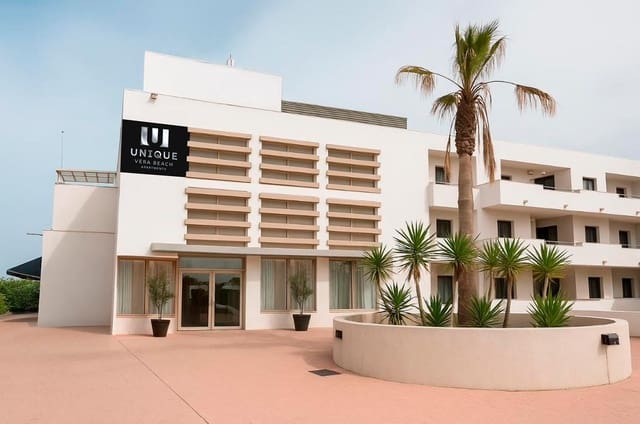 2 sovrum Lägenhet till salu i Puerto del Rey, Vera med pool garage - 188 000 € (Ref: 9614073)