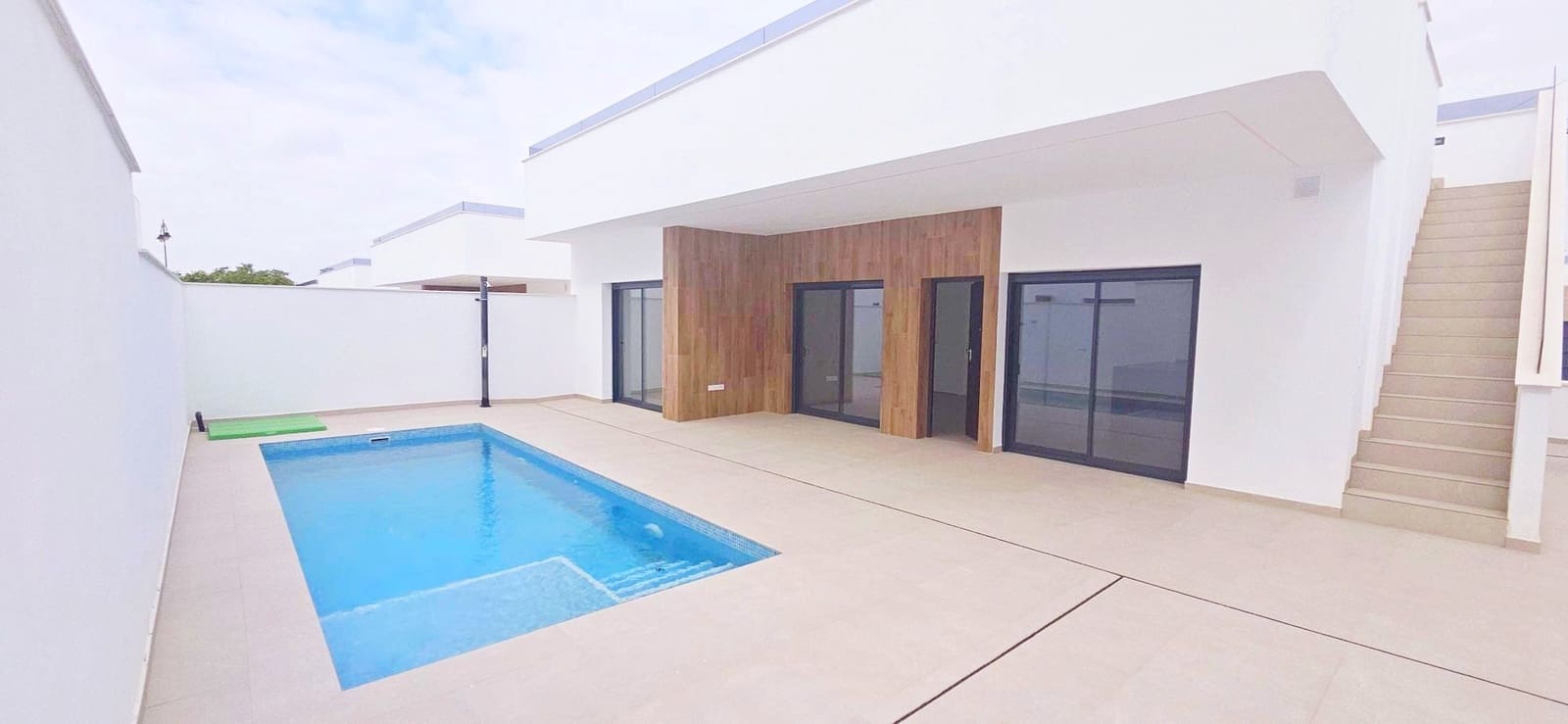 3 bedroom Villa for sale in Condado de Alhama with pool garage - € 369,900 (Ref: 9623217)