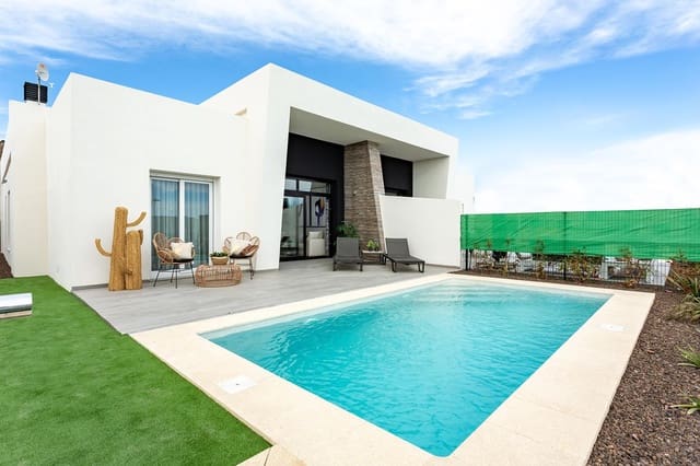 3 quarto Moradia para venda em Algorfa com piscina garagem - 519 000 € (Ref: 9664299)