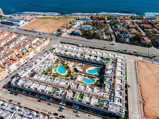 2 chambre Bungalow à vendre à La Veleta, Torrevieja avec piscine garage - 380 000 € (Ref: 9675094)