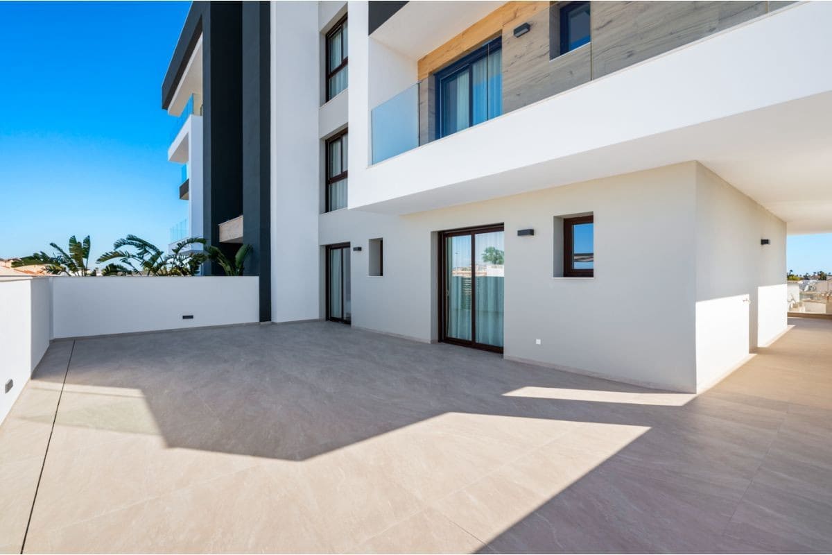 3 bedroom Apartment for sale in Los Narejos with pool - € 349,900 (Ref: 9685570)