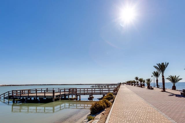 2 slaapkamer Bungalow te koop in Los Peñascos - El Salero - Los Imbernones, San Pedro del Pinatar met zwembad garage - € 319.900 (Ref: 9733387)