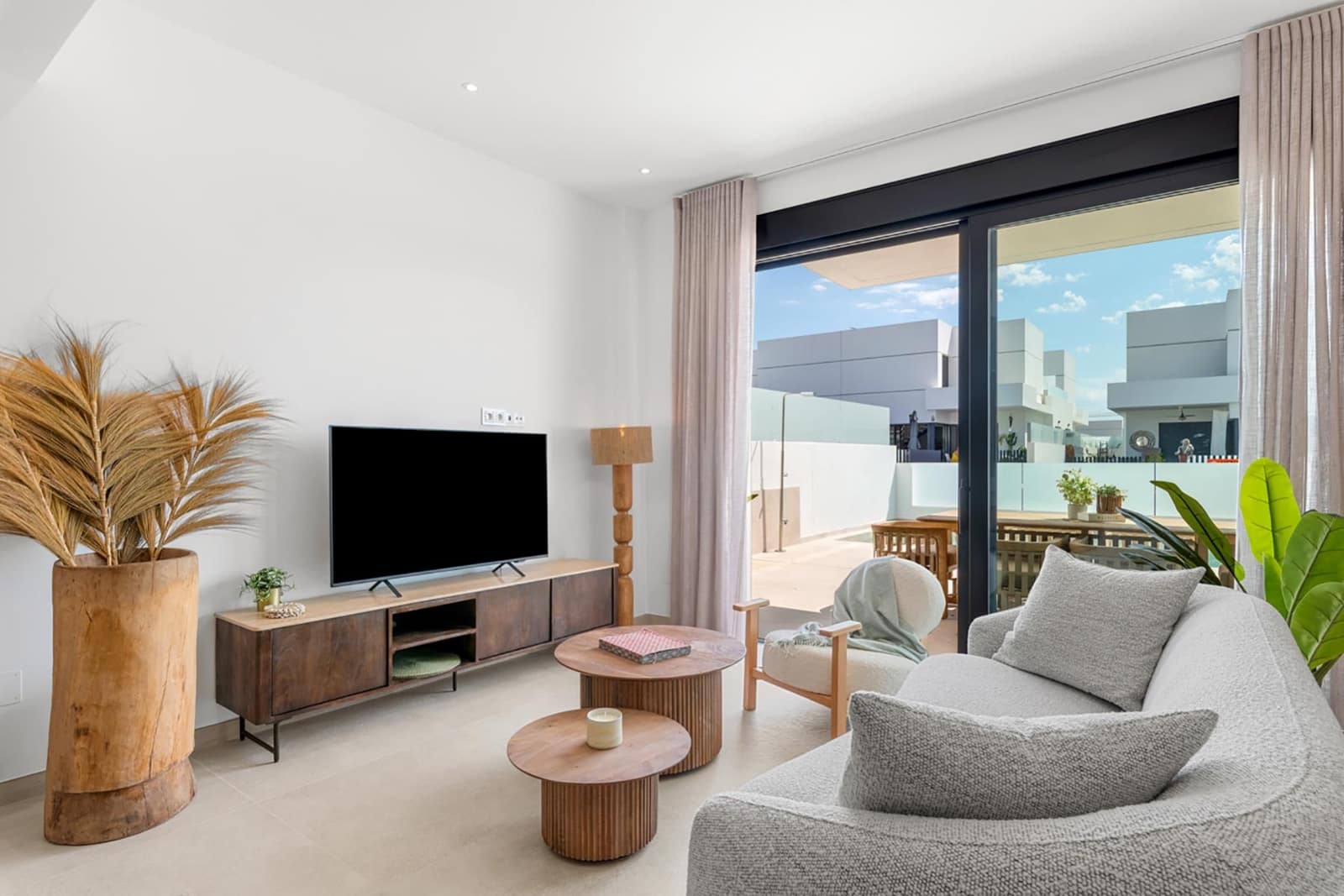 Chalet de 3 habitaciones en Dolores en venta con piscina garaje - 415.000 € (Ref: 9735956)