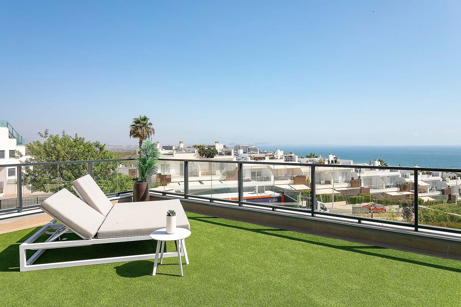 2 quarto Bungalow para venda em Santa Pola com piscina garagem - 355 000 € (Ref: 9752480)