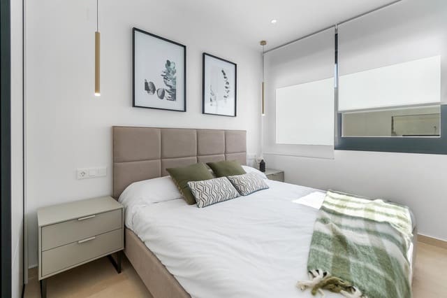 2 bedroom Bungalow for sale in Los Balcones - Los Altos, Torrevieja with pool - € 329,900 (Ref: 9762283)