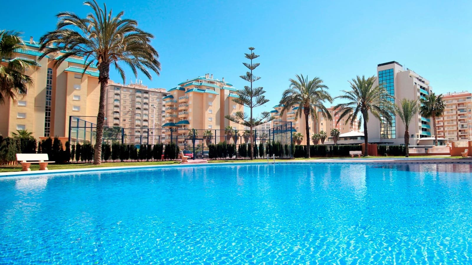 3 quarto Apartamento para venda em La Manga del Mar Menor com piscina - 254 000 € (Ref: 9805214)