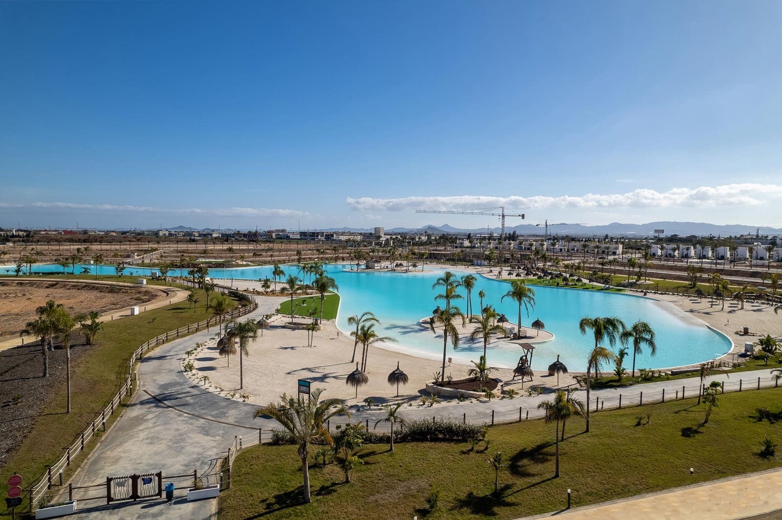3 Zimmer Villa zu verkaufen in Los Alcazares mit Pool Garage - 869.900 € (Ref: 9832745)