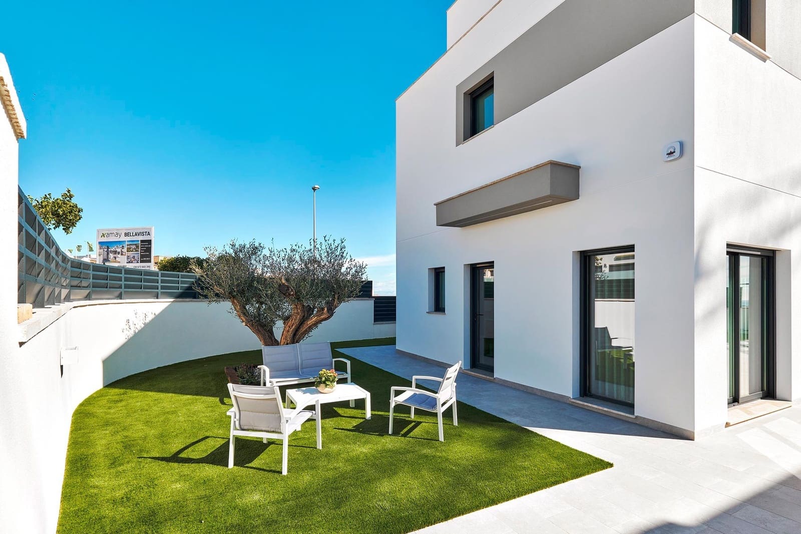 3 bedroom Villa for sale in San Miguel de Salinas with pool garage - € 1,000,000 (Ref: 9838402)
