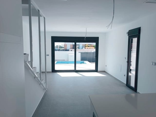 3 sypialnia Willa na sprzedaż w Daya Nueva z basenem garażem - 317 000 € (Ref: 9838403)