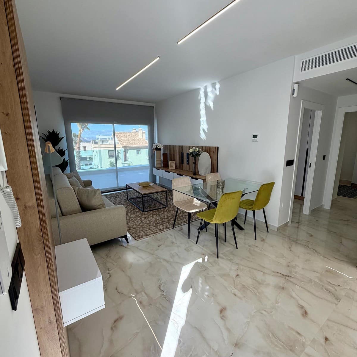2 sypialnia Bungalow na sprzedaż w Algorfa z basenem garażem - 280 000 € (Ref: 9848117)
