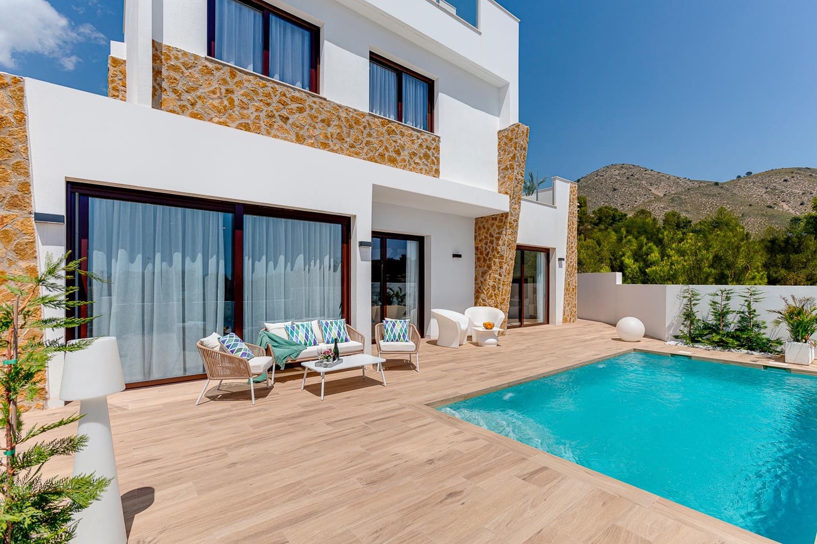 3 bedroom Villa for sale in Finestrat with pool garage - € 635,000 (Ref: 9858629)
