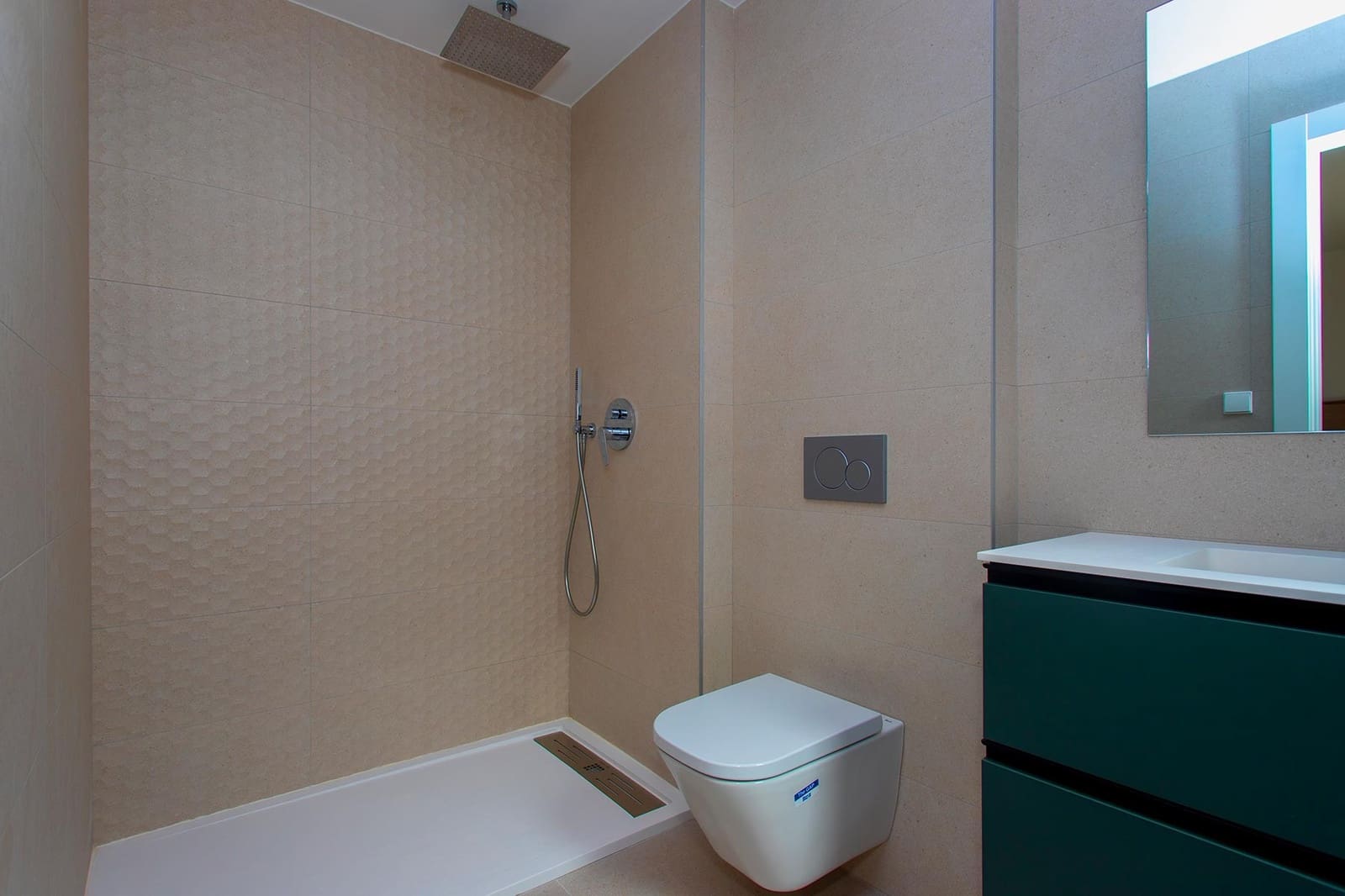 3 soveværelse Villa til salg i Monforte del Cid med swimmingpool garage - € 365.000 (Ref: 9914576)