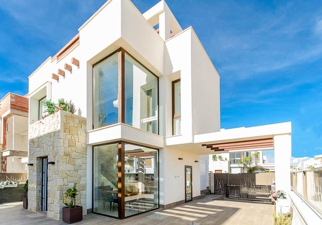 3 soverom Villa til salgs i Los Montesinos med svømmebasseng garasje - € 485 000 (Ref: 9946725)
