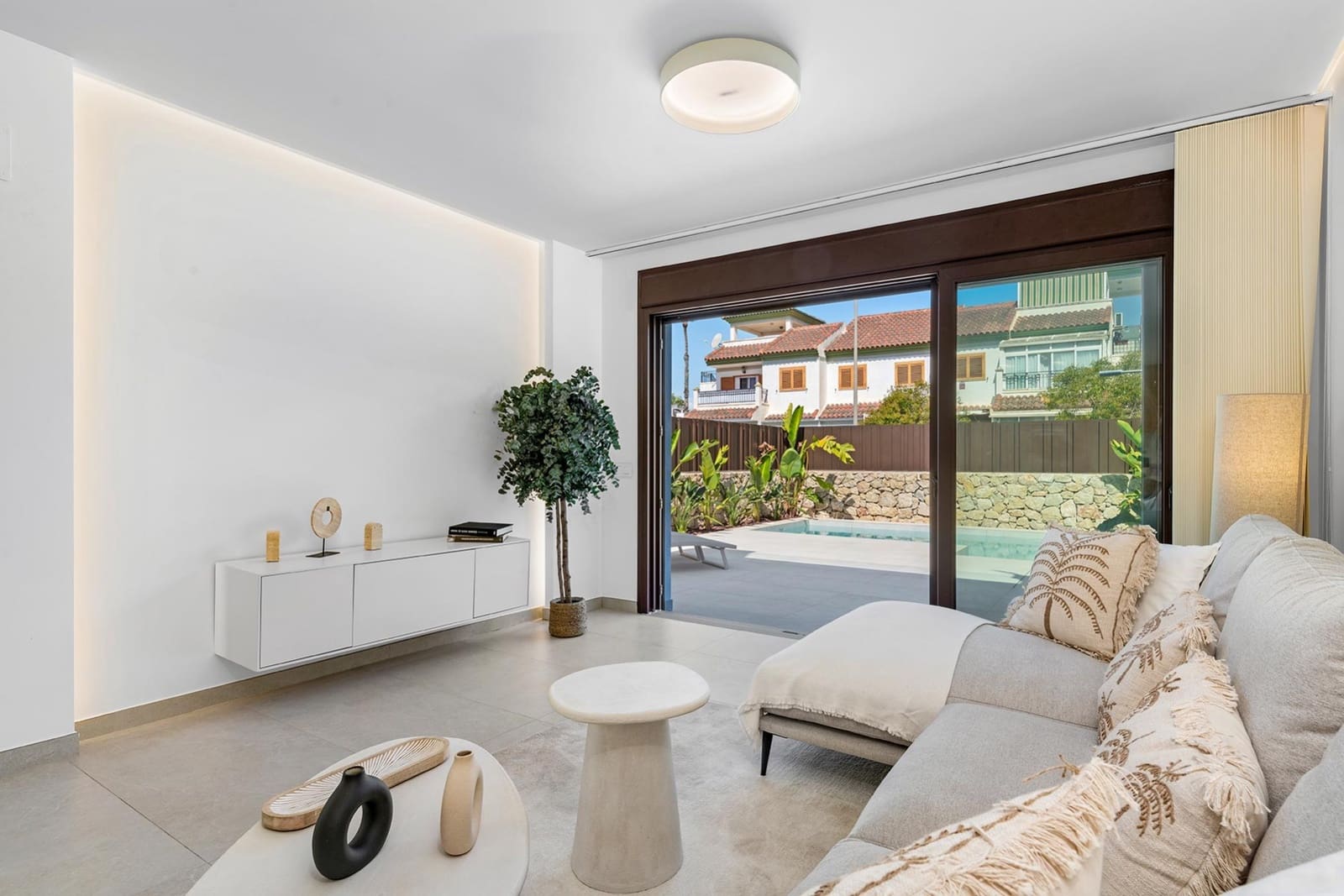 4 quarto Moradia para venda em Pilar de la Horadada com piscina garagem - 729 900 € (Ref: 9953221)