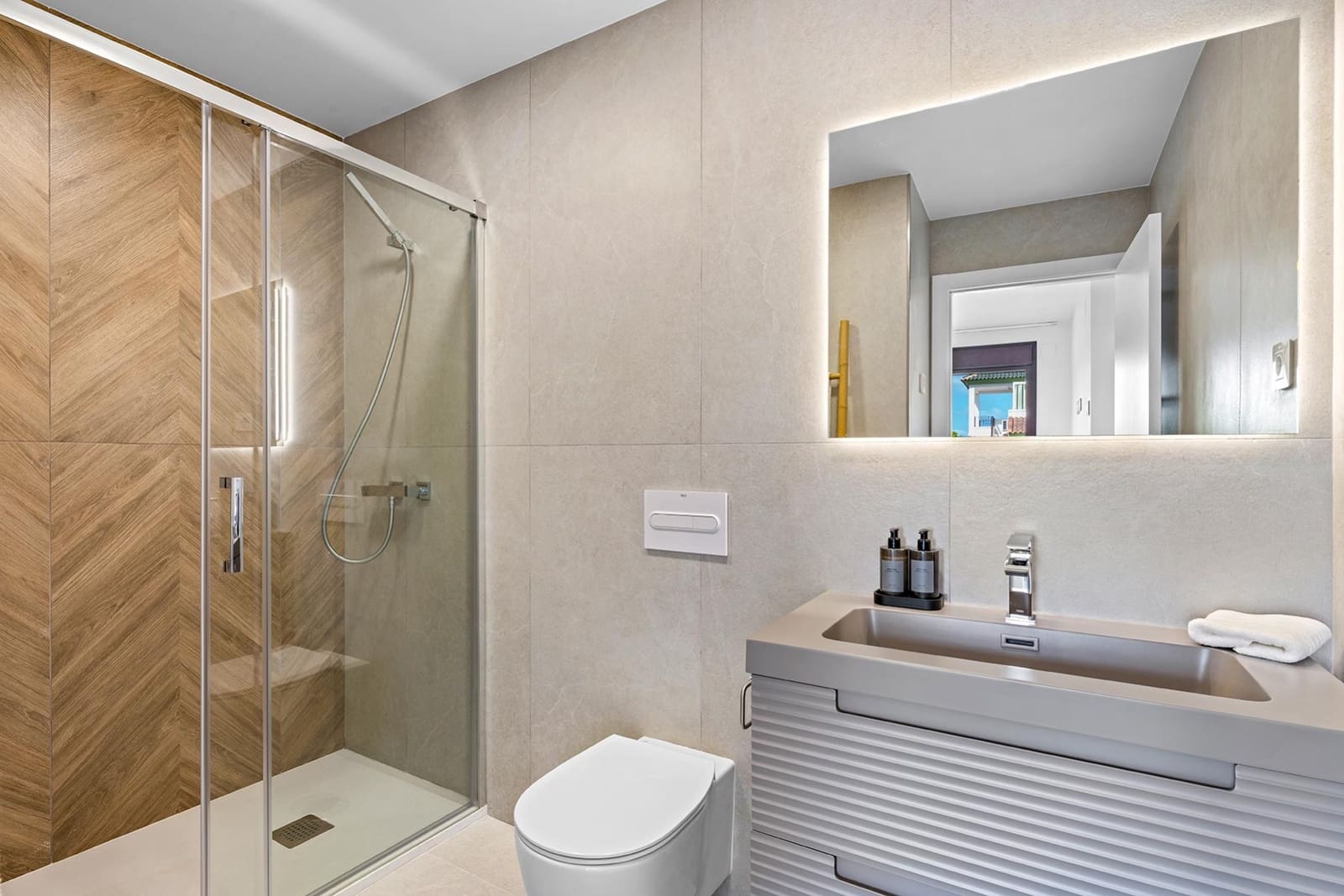 4 quarto Moradia para venda em Pilar de la Horadada com piscina garagem - 729 900 € (Ref: 9953221)