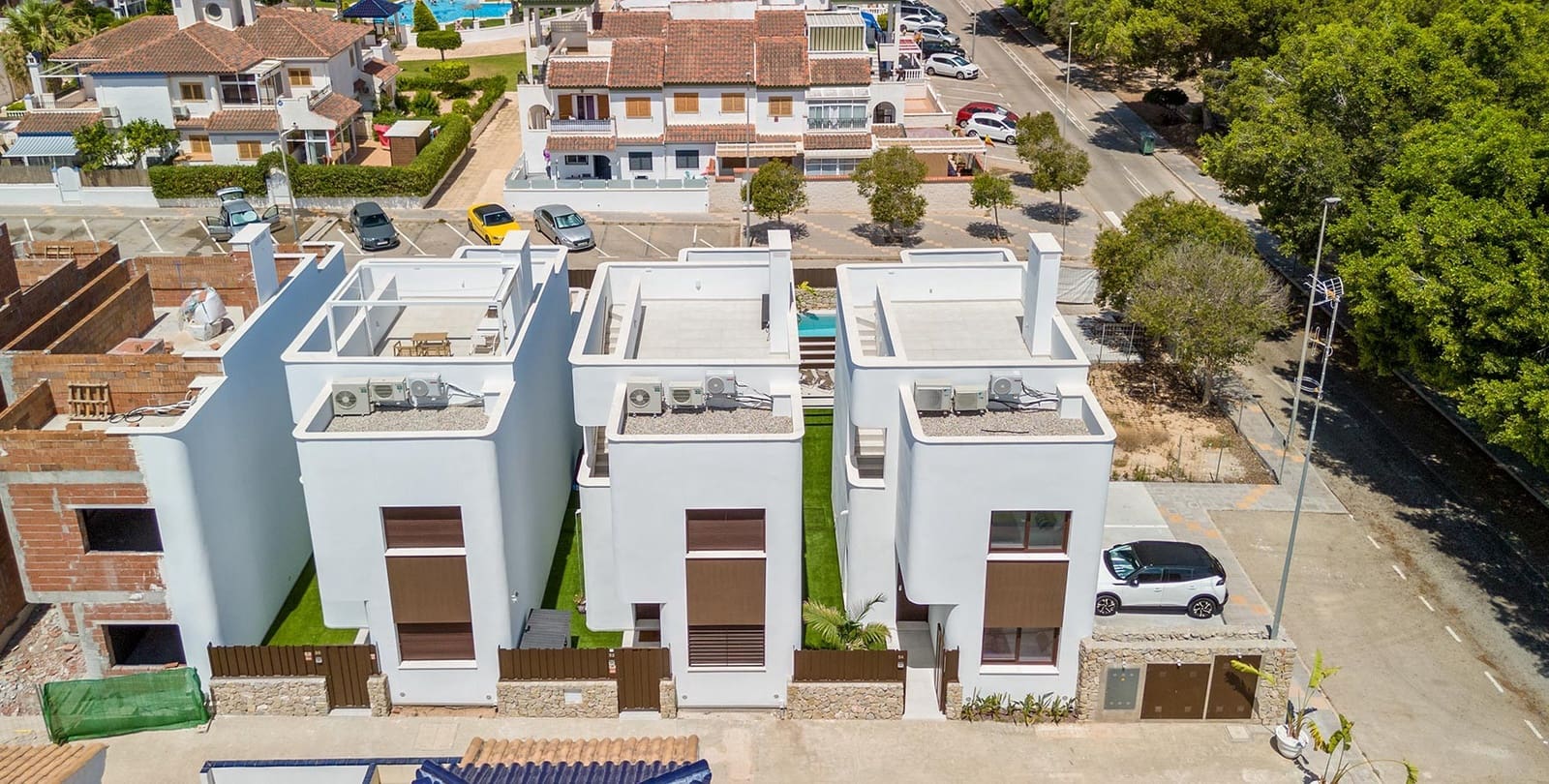 4 quarto Moradia para venda em Pilar de la Horadada com piscina garagem - 729 900 € (Ref: 9953221)