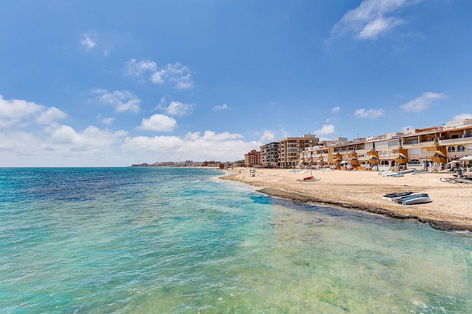2 soverom Leilighet til salgs i La Mata med svømmebasseng garasje - € 295 000 (Ref: 9961156)