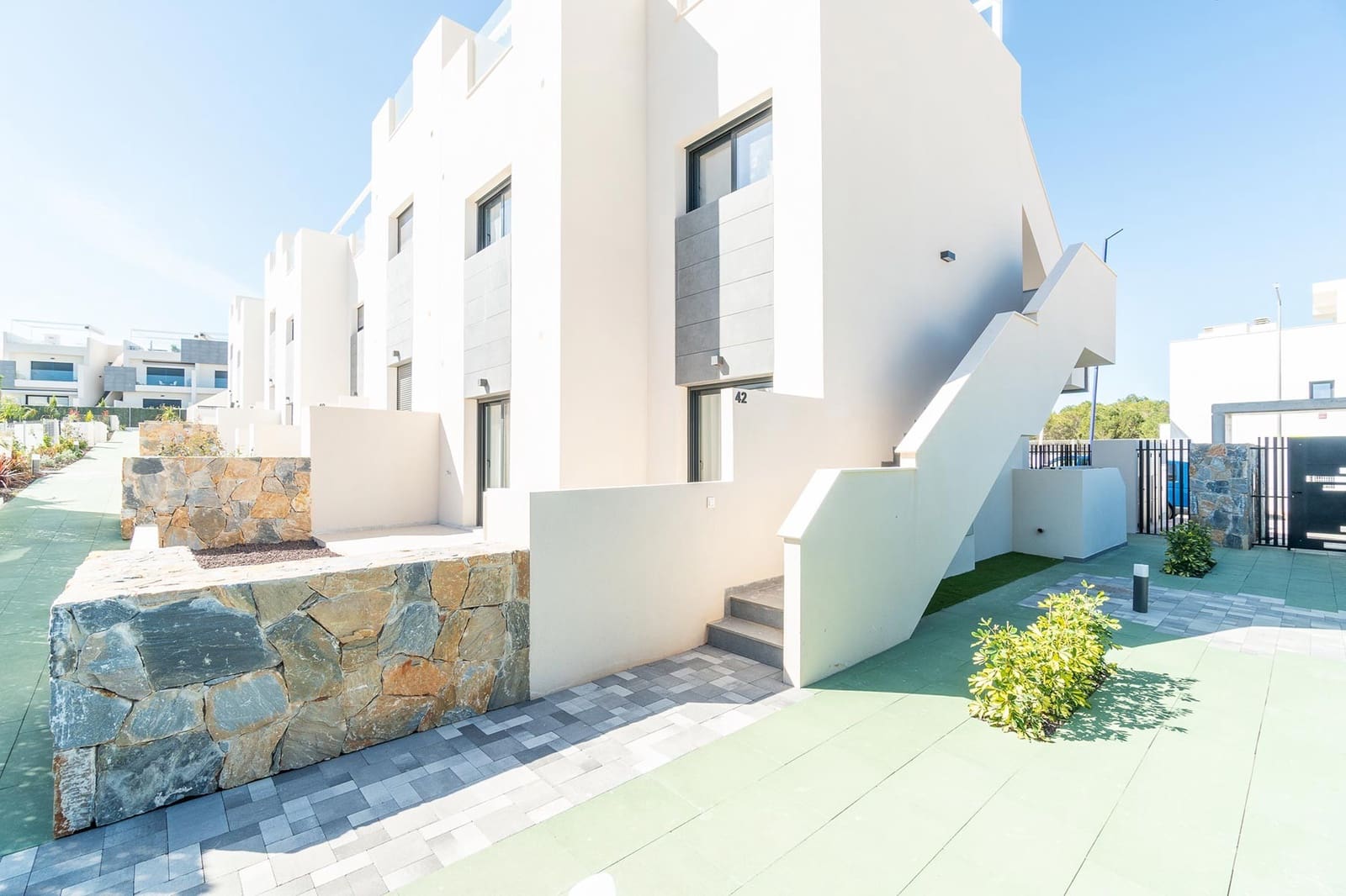 3 sovrum Bungalow till salu i Torrevieja med pool - 330 000 € (Ref: 9961157)