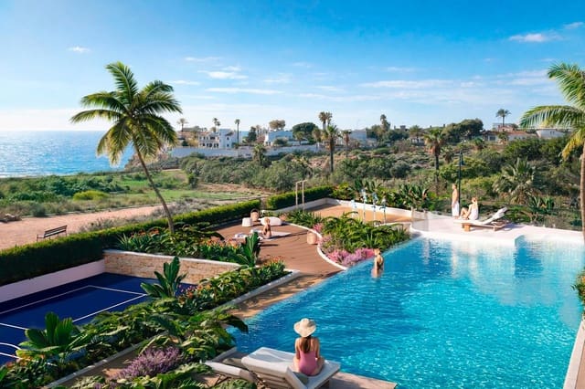3 soveværelse Villa til salg i El Campello med swimmingpool garage - € 537.000 (Ref: 9983166)
