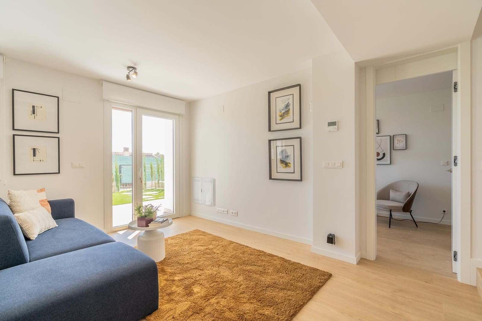 4 sypialnia Willa na sprzedaż w Miasto Alicante / Alacant z basenem garażem - 465 000 € (Ref: 9983906)