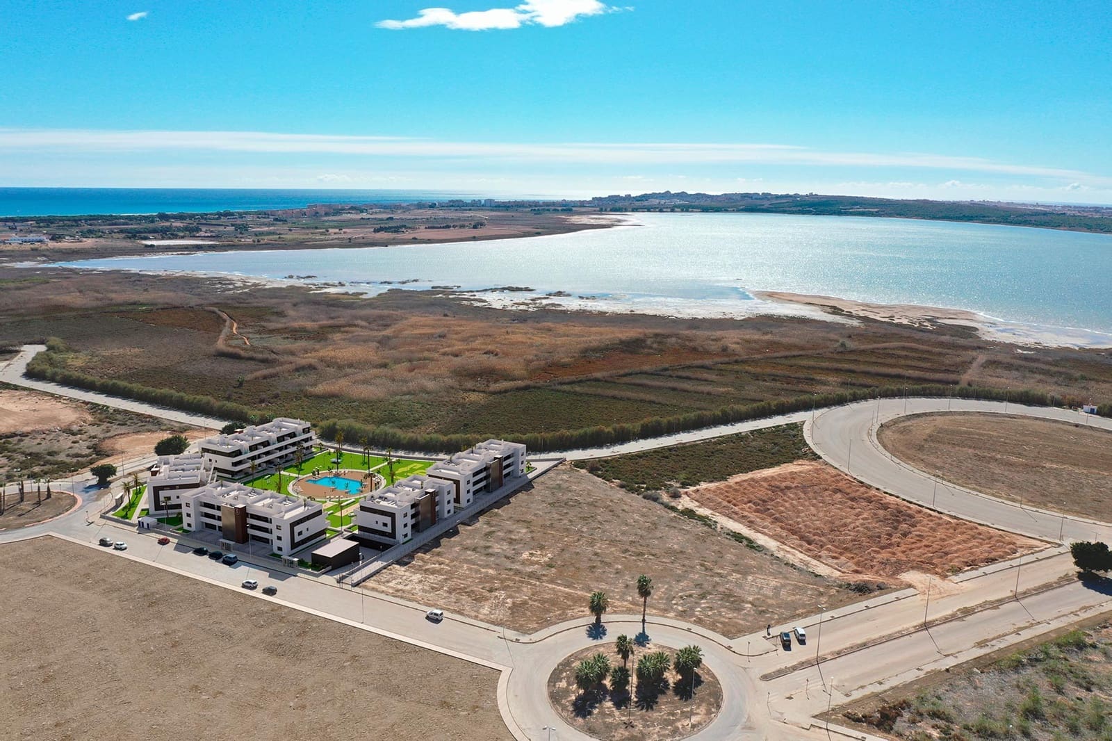 2 soverom Leilighet til salgs i El Raso med svømmebasseng garasje - € 222 000 (Ref: 9985672)