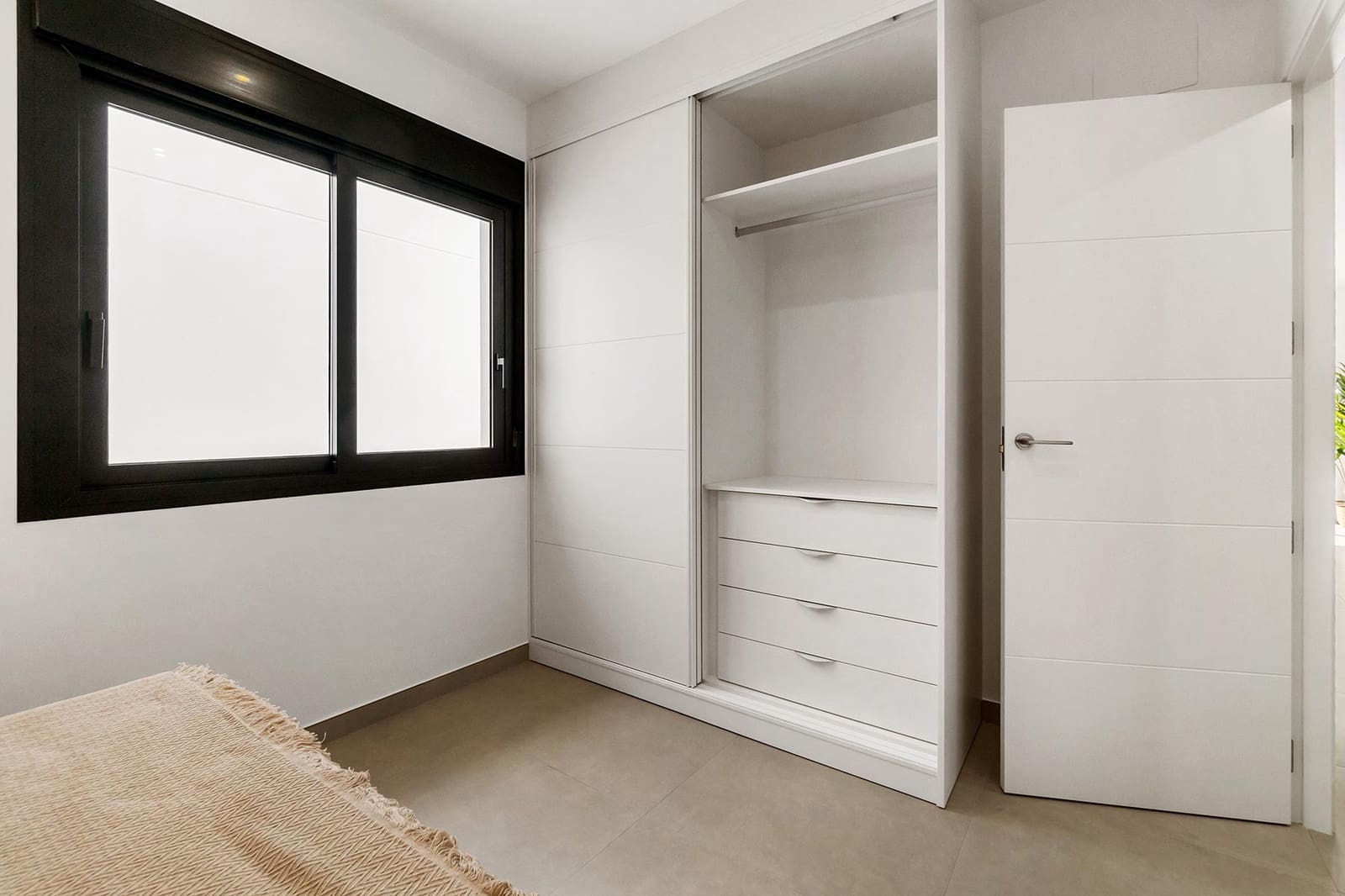3 quarto Moradia para venda em San Pedro del Pinatar com piscina garagem - 380 000 € (Ref: 9996529)